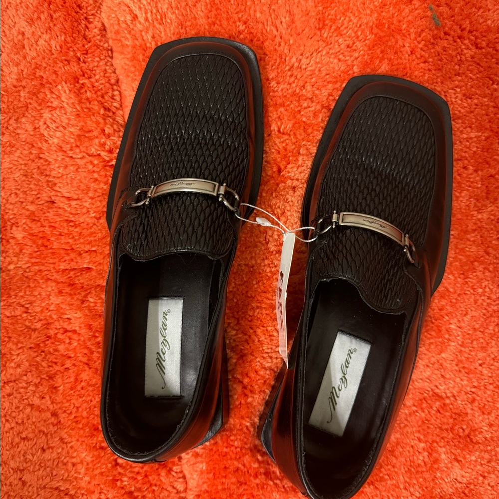 Shoes for sell